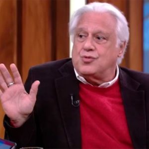 Antônio Fagundes revela que não decora suas falas, mas lê pelo menos um livro por semana! Antônio Fagundes revela que não decora suas falas, mas lê pelo menos um livro por semana!