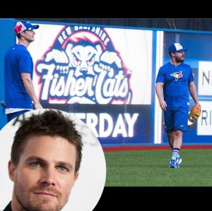 Stephen Amell, astro de Arrow, rebate piadas feitas sobre seu corpo Stephen Amell, astro de Arrow, rebate piadas feitas sobre seu corpo