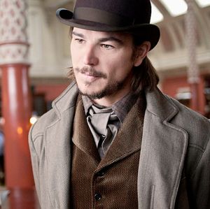 Josh Hartnett dá as boas-vindas ao seu segundo filho! Josh Hartnett dá as boas-vindas ao seu segundo filho!