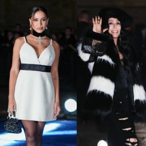 Em evento na Itália, Anitta posa ao lado de Cher e veste <i>look</i> de quase 60 mil reais
