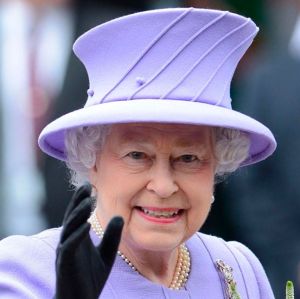 Ex-funcionário real revela como a realeza britânica vai comemorar o aniversário da Rainha Elizabeth II
