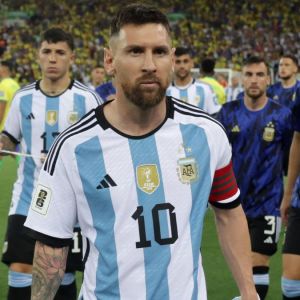 Entenda a polêmica da suposta traição de Lionel Messi e conheça a pivô da crise no casamento do jogador com Antonella