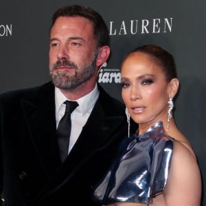 O casal mais <i>iôiô</i> de <i>Hollywood</i>! Confira a linha do tempo do relacionamento de Jennifer Lopez e Ben Affleck