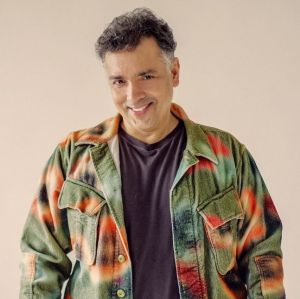 Rodrigo Fagundes reflete sobre representatividade do personagem em <i>Volta por Cima</i> e recepção do público