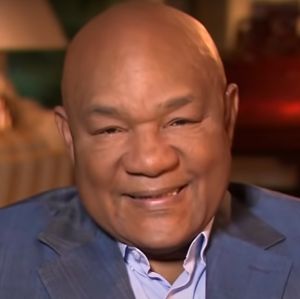 George Foreman, lenda do boxe, morre aos 76 anos de idade. Saiba quem são os famosos que nos deixaram em 2025