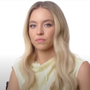 Sydney Sweeney teria terminado noivado para focar na carreira, diz revista. Veja os famosos que colocaram um fim no romance em 2025