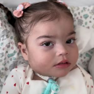 Letícia Cazarré atualiza estado de saúde de Maria Guilhermina: <i>Teve febre</i>. Veja tudo o que sabemos sobre o caso dela
