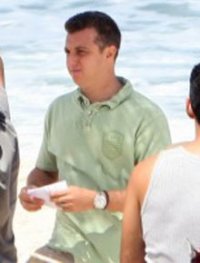 Ação: Luciano Huck grava comercial na praia