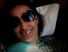 Desdentada?: Demi Moore posta foto constrangedora