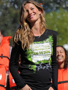 <i>ONU</i>: Gisele Bündchen não esconde barriga