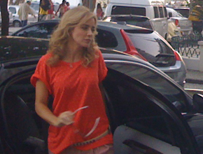 <i>Viver</i>: Ariane se enlvolverá com marido de paciente