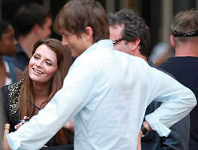 <i>Beautiful</i>: Drama de Kutcher teria sido cancelado