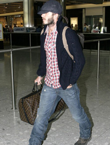 <i>Stress</i>: David Beckham é retido em aeroporto