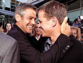 Amigos: Clooney prega peça em Damon