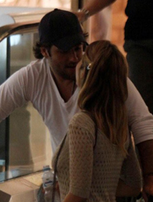 <i>Love</i>: Gagliasso e Giovanna trocam juras