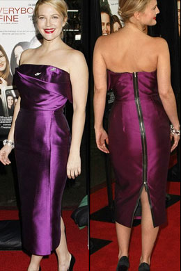 <i>Purple</i>: Drew Barrymore usa vestido de Vic Beckham