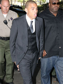 Chris Brown: - <i>Eles me querem na cadeia</i>