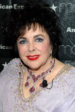 Joias: Elizabeth Taylor vai inaugurar loja