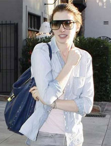 Carro: Anne Hathaway se envolve em acidente