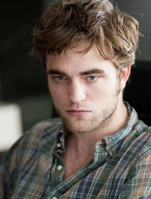 <i>Bel Ami</i>: Pattinson fala sobre sexo com Thurman