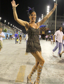 Bebê: Galisteu vai saber sexo depois do Carnaval