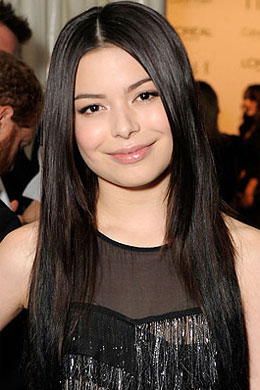 <i>Neutrogena</i>: Miranda Cosgrove é nova embaixadora