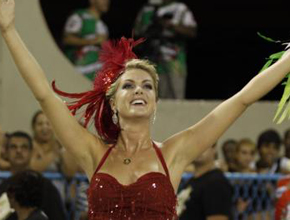 Ana Hickmann: Choques para ficar com o abdômen bonito