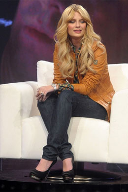 Madeixas: Mischa Barton muda o visual