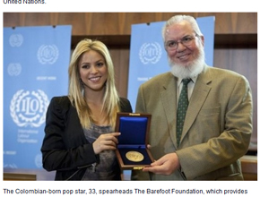 <i>ONU</i>: Shakira recebe medalha