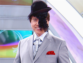 <i>Thriller</i>: Silvio Santos usa peruca de Jackson