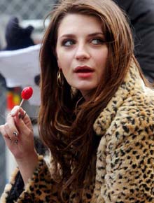 $$$: Cartão de Mischa Barton foi recusado
