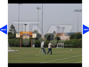Muletas: David Beckham de volta ao treinamento