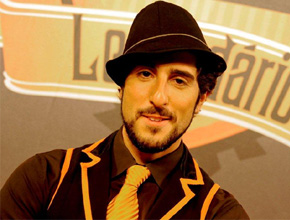 <i>Legendários</i>: -<i> Vamos chegar e dar uma porrada</i>, Mion