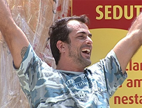 <i>BBB10</i>: Famosos querem Dourado fora