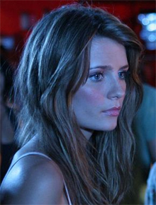 Eca!: Mischa Barton passa mal em bar