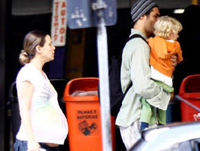 Dodói?: Thiago Lacerda é clicado saindo de hospital