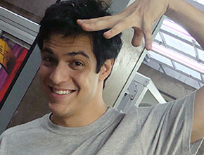 Sozinho: Solano é o único a chegar no <i>Projac</i>