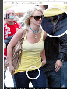 Ops!: Britney Spears esquece calça aberta
