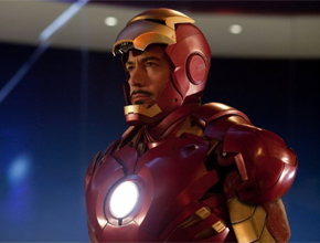<i>Homem de Ferro</i>: Downey Jr. levou capacete para casa