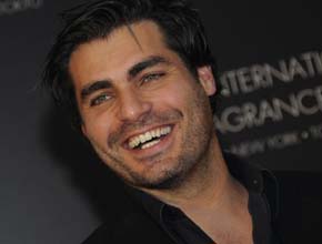Cora: - <i>Gael é ciumento</i>, diz Thiago Lacerda