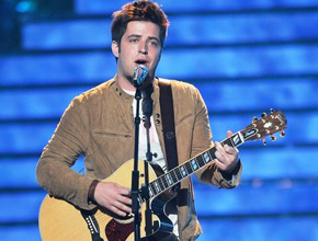 <i>Idol</i>: Lee DeWyze é vencedor de <i>reality show</i>