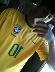 Ashton: <i>Esperava mais</i>, diz sobre Brasil