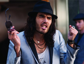Fiel: Russell Brand estranha monogamia
