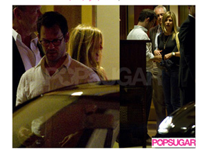 <i>Affair</i>?: Jen Aniston esconde o rosto dos <i>paparazzi</i>