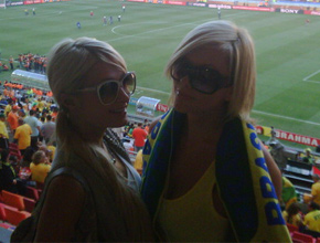 Cadeia: Paris Hilton é presa na África