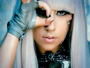 Volta: Lady Gaga teria reatado com Luc Carl