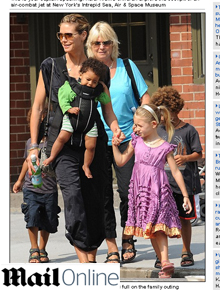 Grande família: Heidi Klum leva filhos a passeio