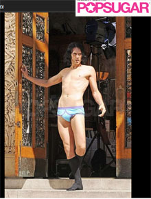 Cuequinha: Russell Brand filma seminu