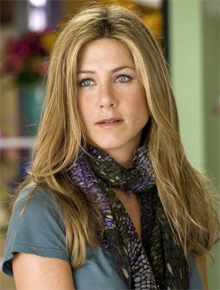 Destrutiva: Jennifer Aniston rebate comentário