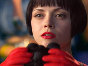Filme: Christina Ricci elogia beijo de R-Patz